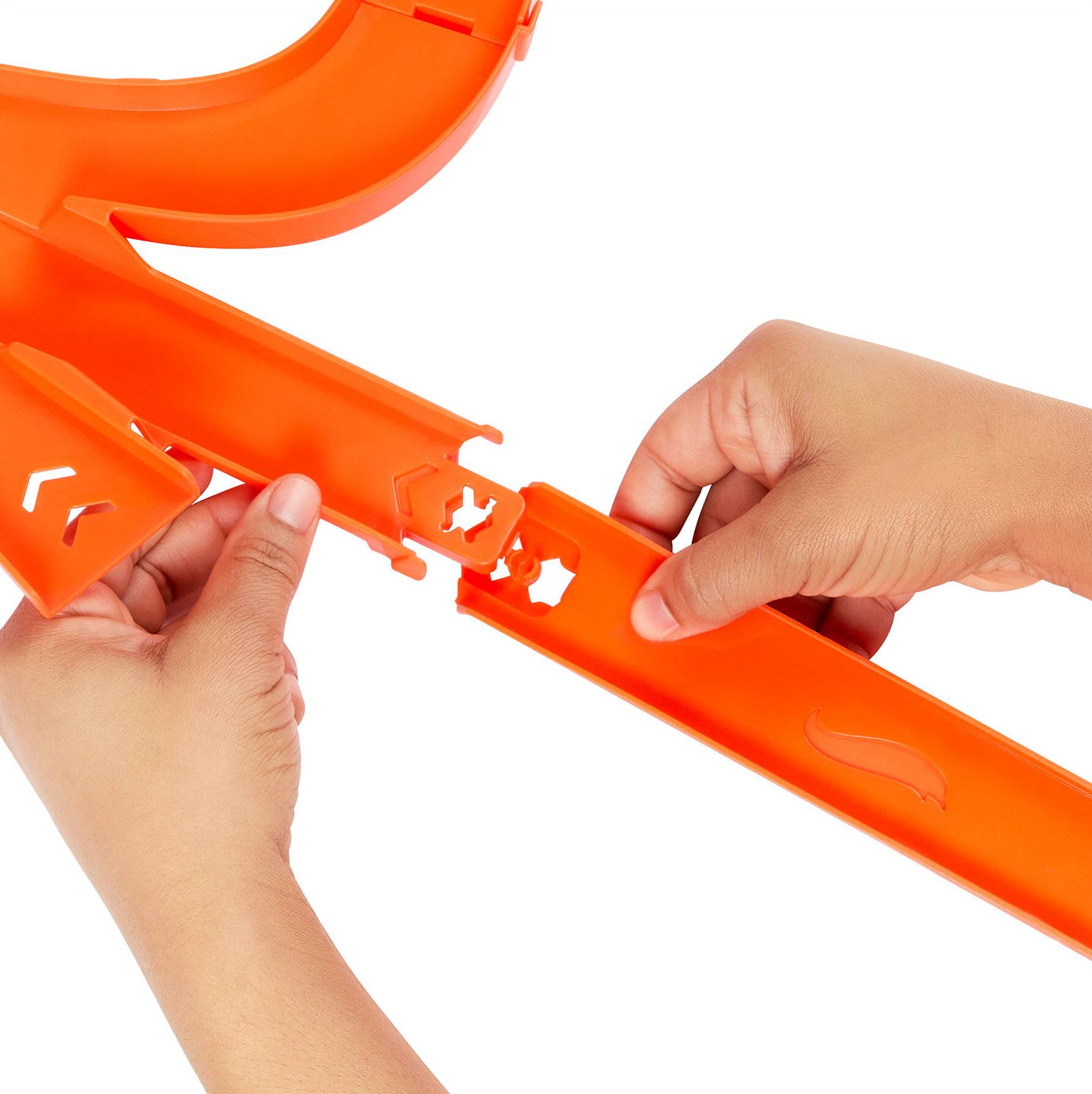 Alt View 7. Hot Wheels - Stunt Tracks Mid-Air Crash.