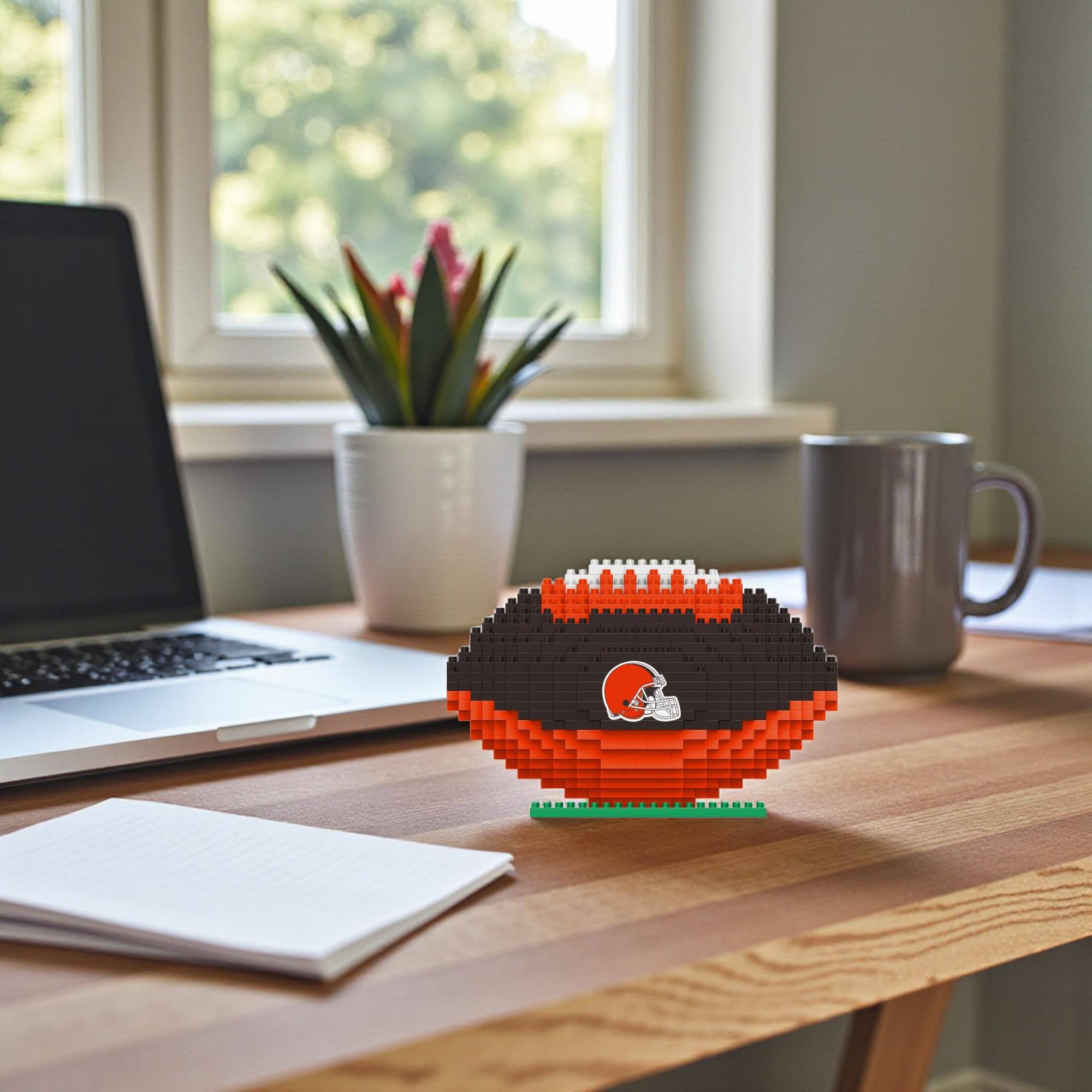 Alt View 3. Forever Collectibles - Cleveland Browns NFL BRXLZ Football 704-Piece Building Block Set - Brown.