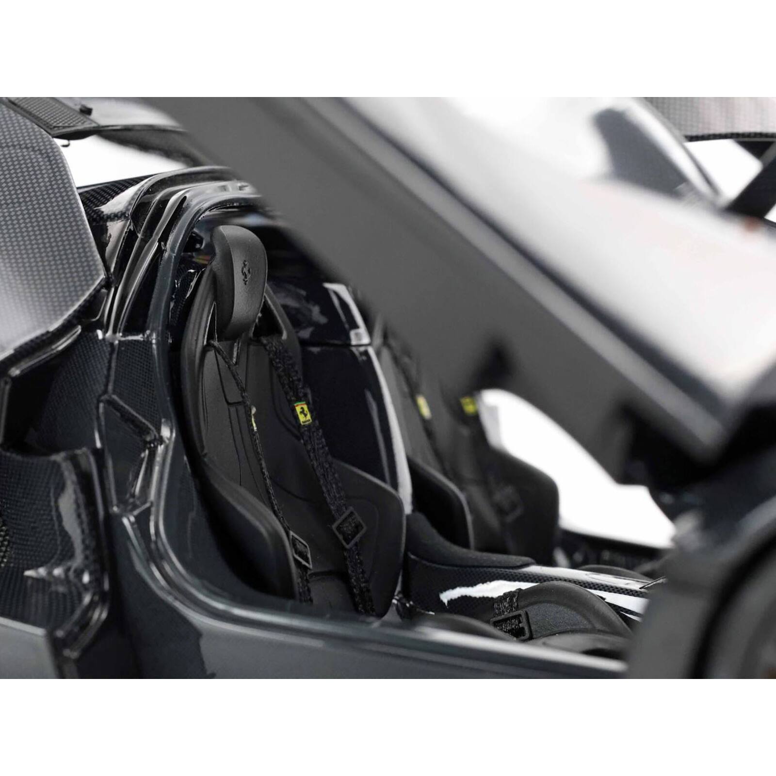 Alt View 3. BBR - Ferrari LaFerrari Full Carbon Fiber With Display Case Limited Edition to 200 pieces Worldwide 1/18 Model Car by BBR.