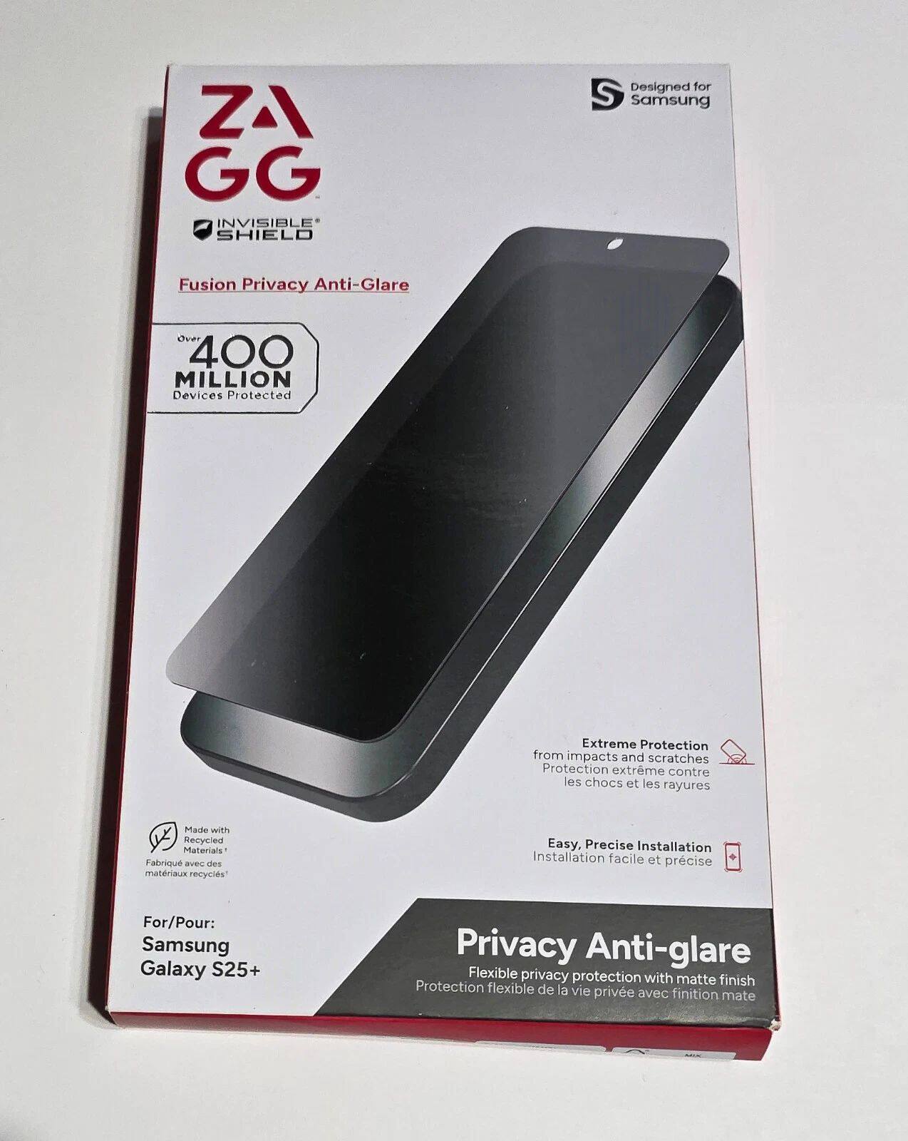 ZAGG INVISIBLE SHIELD  
Designed for Samsung  
Fusion Privacy Anti-Glare  

Over 400 MILLION Devices Protected  

Extreme Protection from impacts and scratches  
Protection extreme contre les chocs et les rayures  

Made with Recycled Materials  
Fabriqué avec des matériaux recyclés  

Easy, Precise Installation  
Installation facile et précise  

For/Pour: Samsung Galaxy S25+  

Privacy Anti-glare  
Flexible privacy protection with matte finish  
Protection flexible de la vie privée avec finition mate