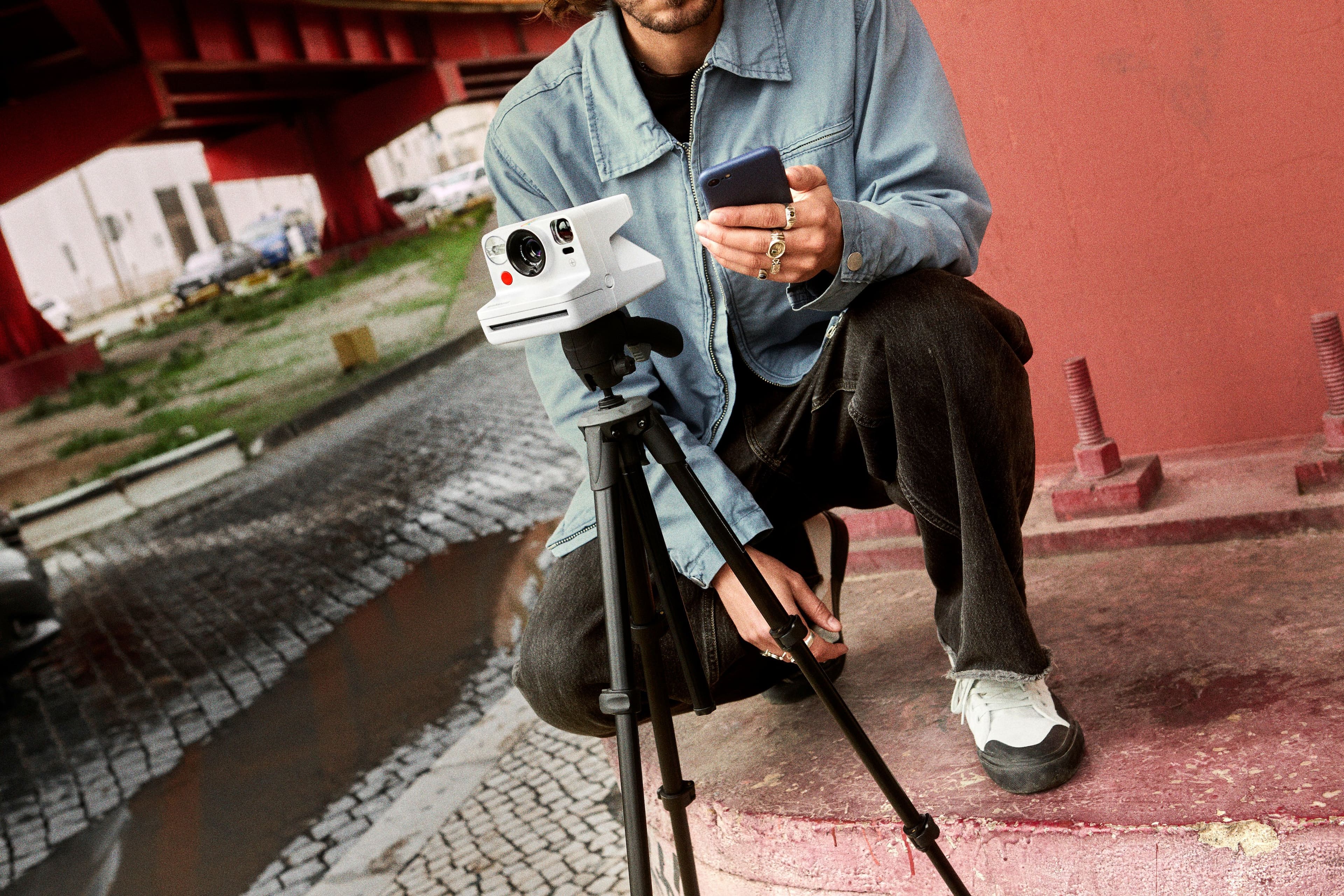 Alt View 2. Polaroid - Now+ Instant Camera Generation 3 - Coral.