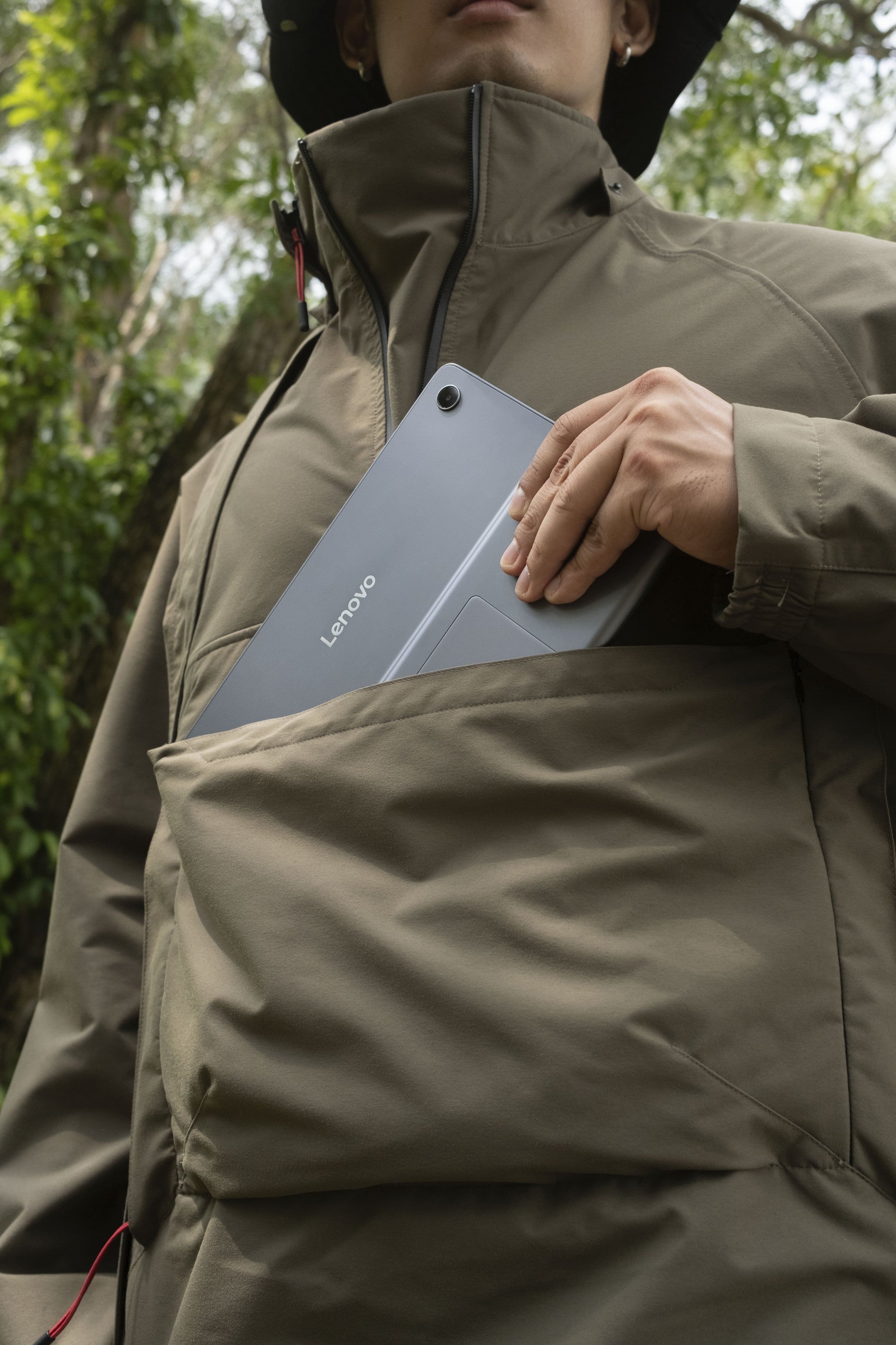 Alt View 23. Lenovo - Tab Plus - 11.5" 2K Tablet - 8GB RAM - 128GB UFS - Luna Grey.