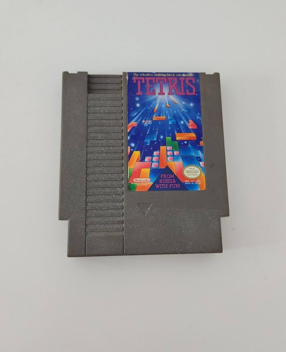 The relentless building block side-scrolling game:  
TETRIS  
FROM RUSSIA WITH FUN!  
Nintendo  
NES-USA  
MADE IN JAPAN - E (Everyone)