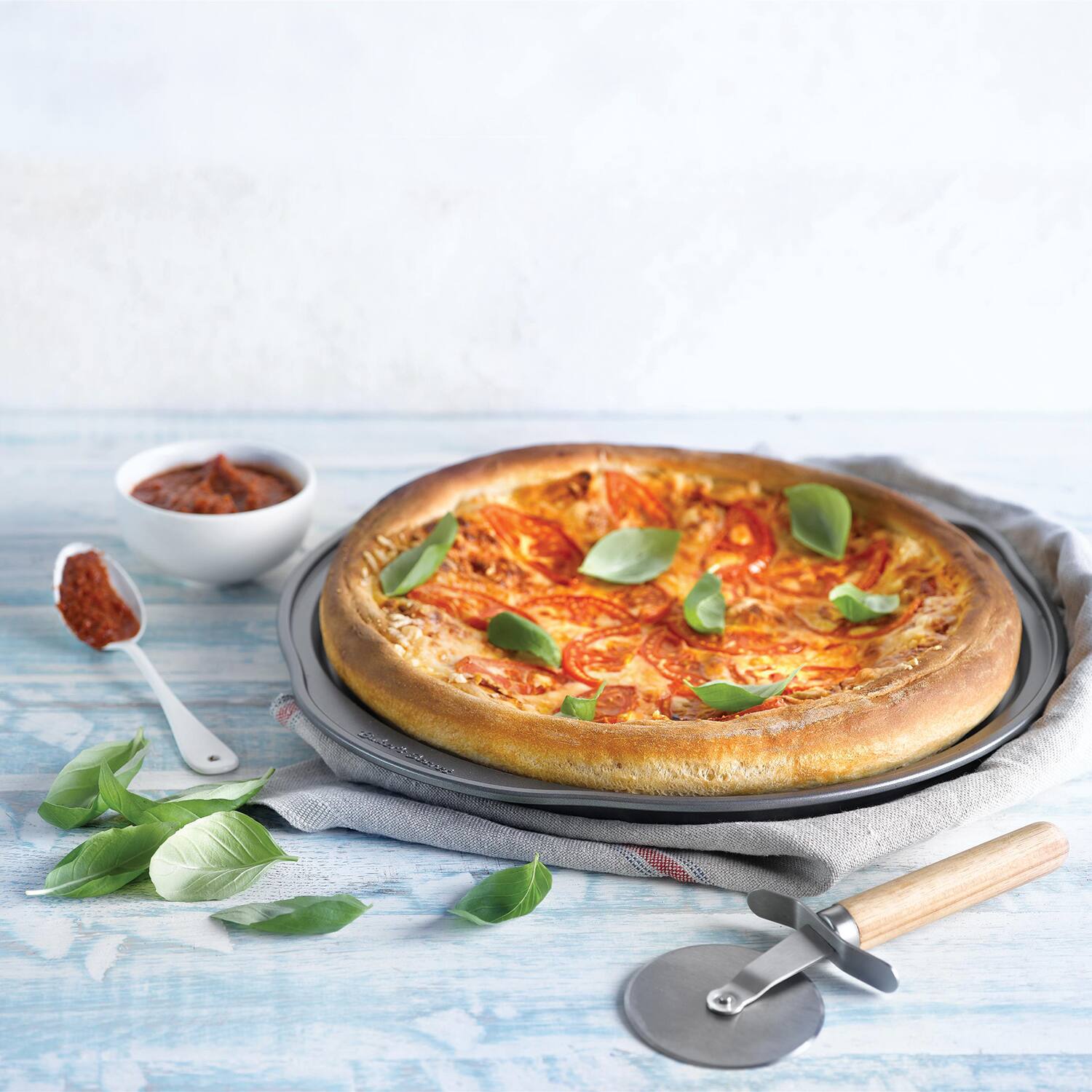 Left. Baker's Secret - Baker's Secret Pizza Pan Non-stick 0.8"x15.3"x16.6" Classic Line Carbon Steel - Dark Grey.
