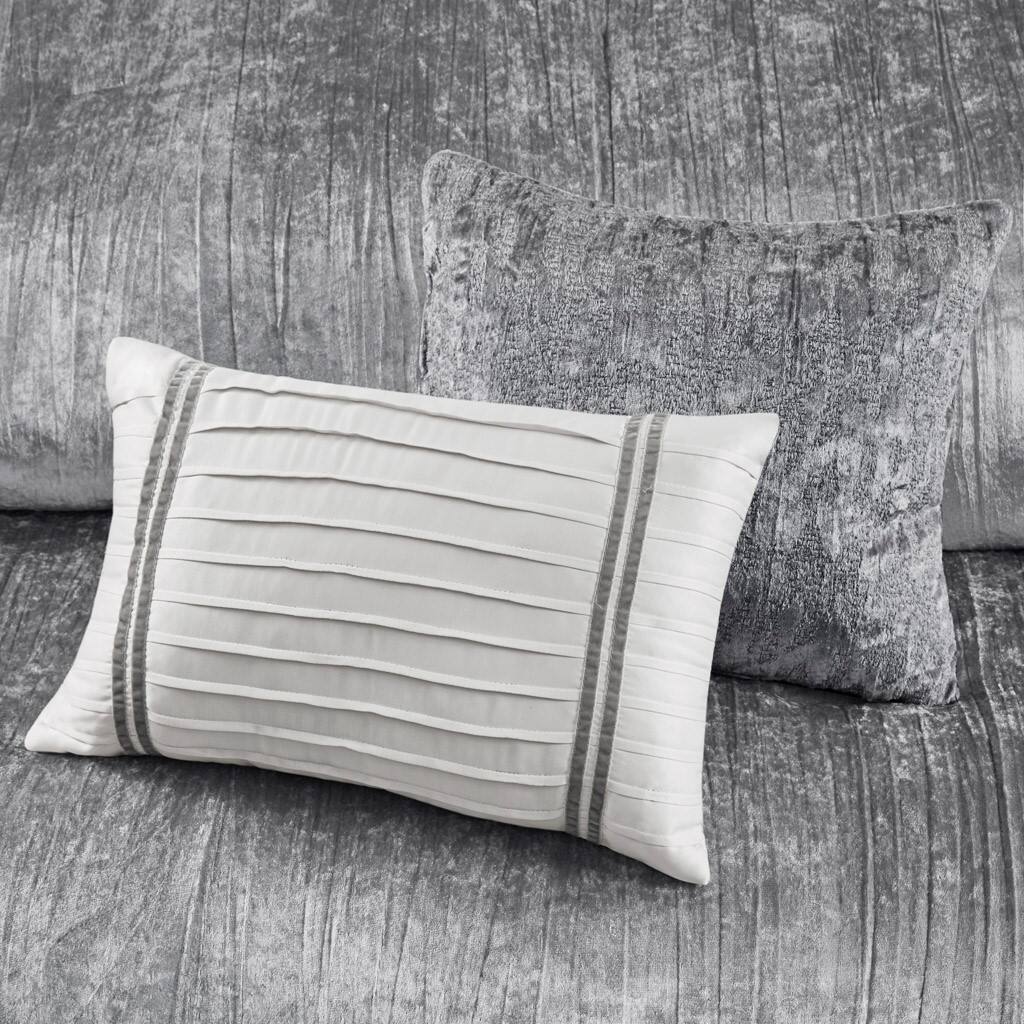 Alt View 2. Gracie Mills - Gracie Mills 5-Piece Solid Crinkle Velvet Comforter Set - Silver.