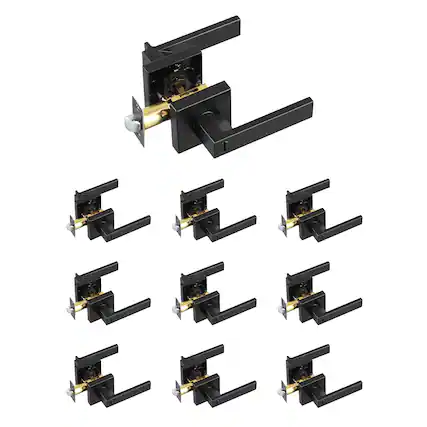 The text on the image appears to be a series of letters that are not forming a coherent word or phrase. It seems to be a random sequence of letters. Here is the text as it appears:
F LEL CEL CLE
There is no clear way to group or correct this text as it does not form a recognizable word or phrase.