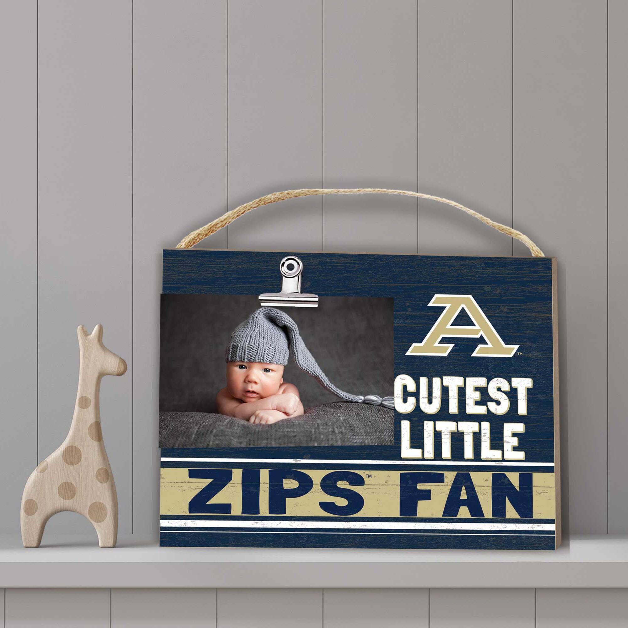 A CUTEST LITTLE ZIPS FAN