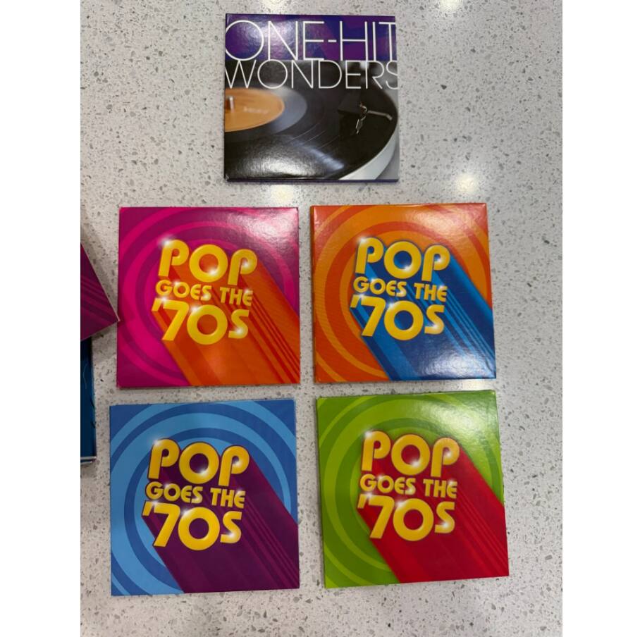 Left. Pop Goes the 70s by Various artists 2020, 10 Disc-Set.