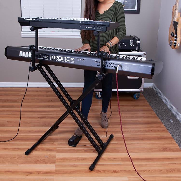 novation KORG KRONOS MUSIC WORKSTATION