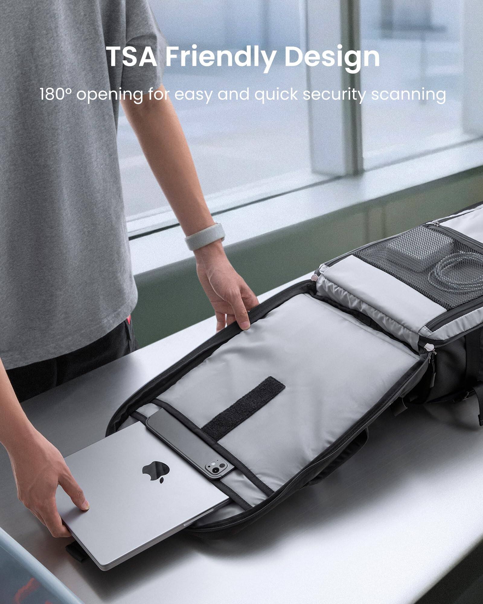 TSA Friendly Design  
180° opening for easy and quick security scanning