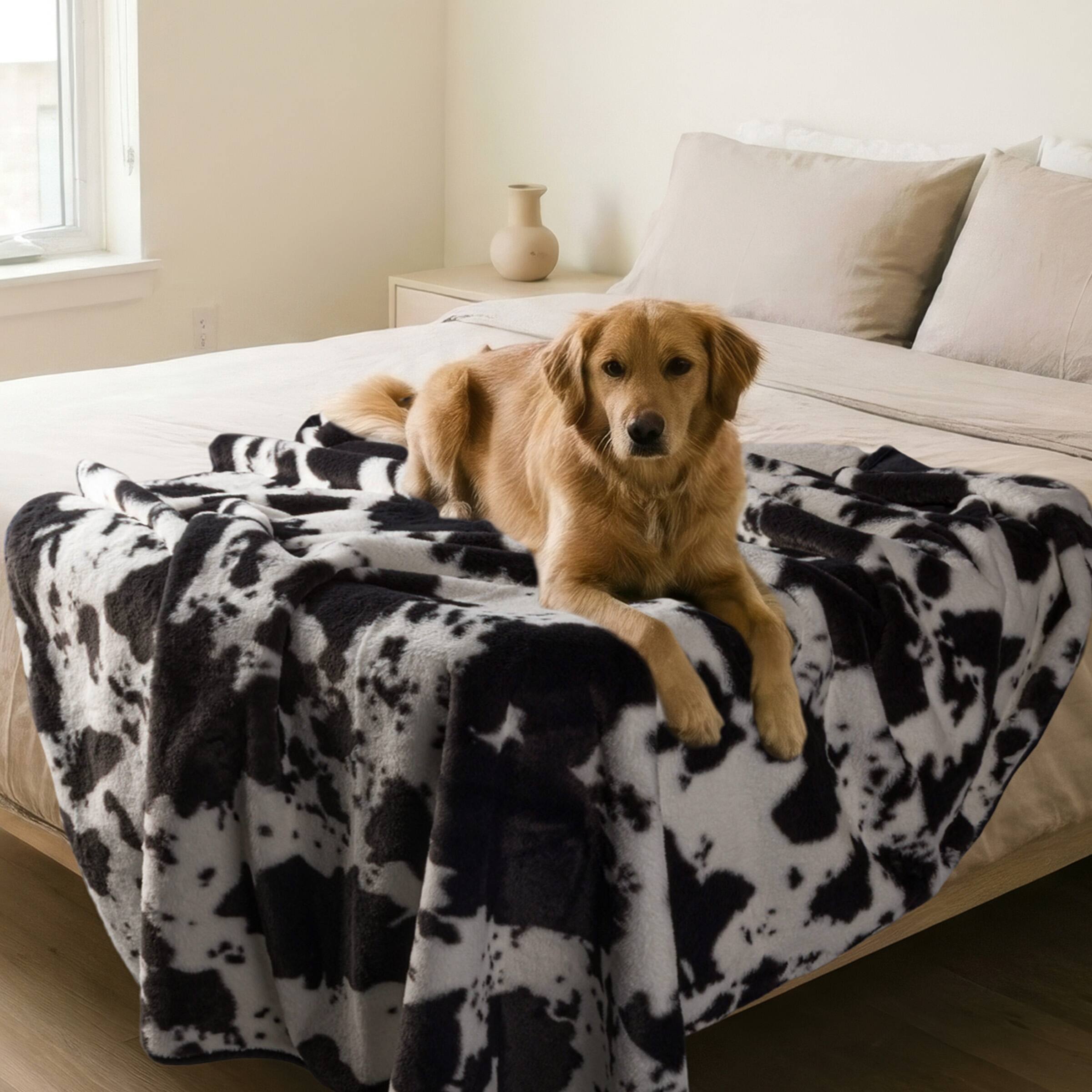 Alt View 1. Lavish Home - Waterproof Blanket for Bed, Couch, or Car 60” x 80” Reversible Queen Size Throw Blanket Washable Pet Throws - Black.