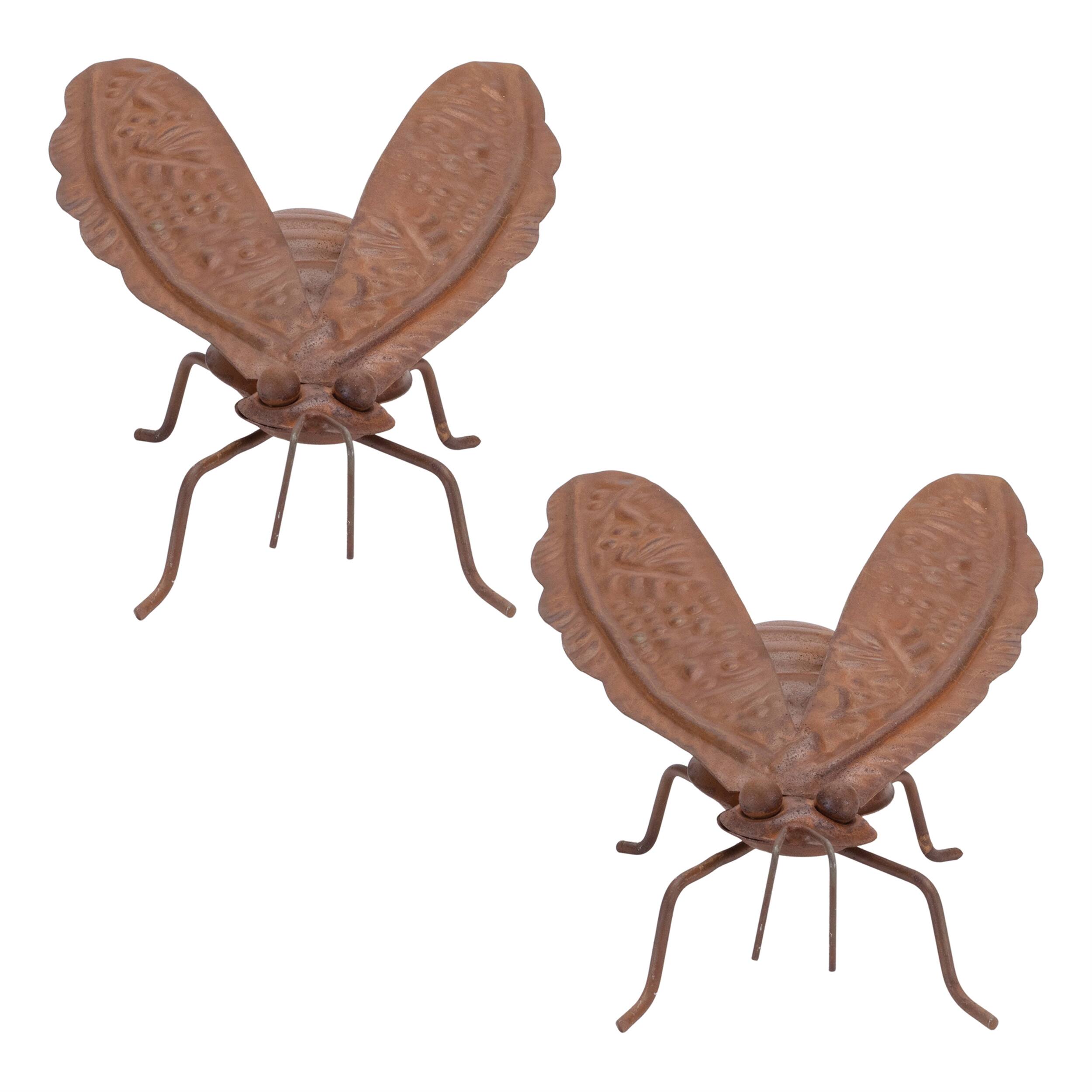 Left. BreeBe - Iron Metal Bumble Bee Garden Accent (Set of 2) - Orange.