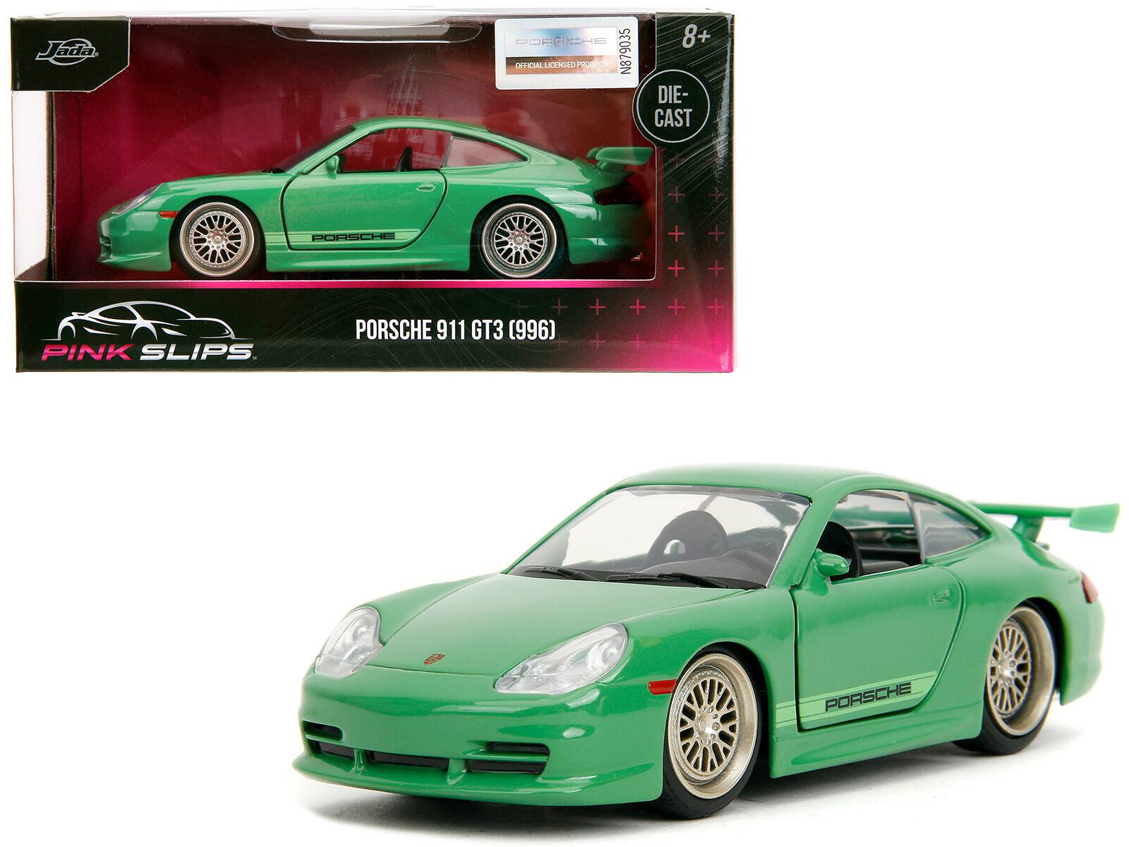 Jada  
PINK SLIPS  
PORSCHE 911 GT3 (996)  
8+  
DIE-CAST  
OFFICIAL LICENSED PRODUCT  
N879035