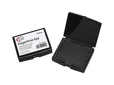 Sure, here is the corrected text:

---

**LEE FingerPrint Pad**

- Will Not Stain Fingers
- Clear, Crisp Impressions
- Use On Any Paper
- Use On Any Surface

---

**Leeless**

---

**Item No. 900027**