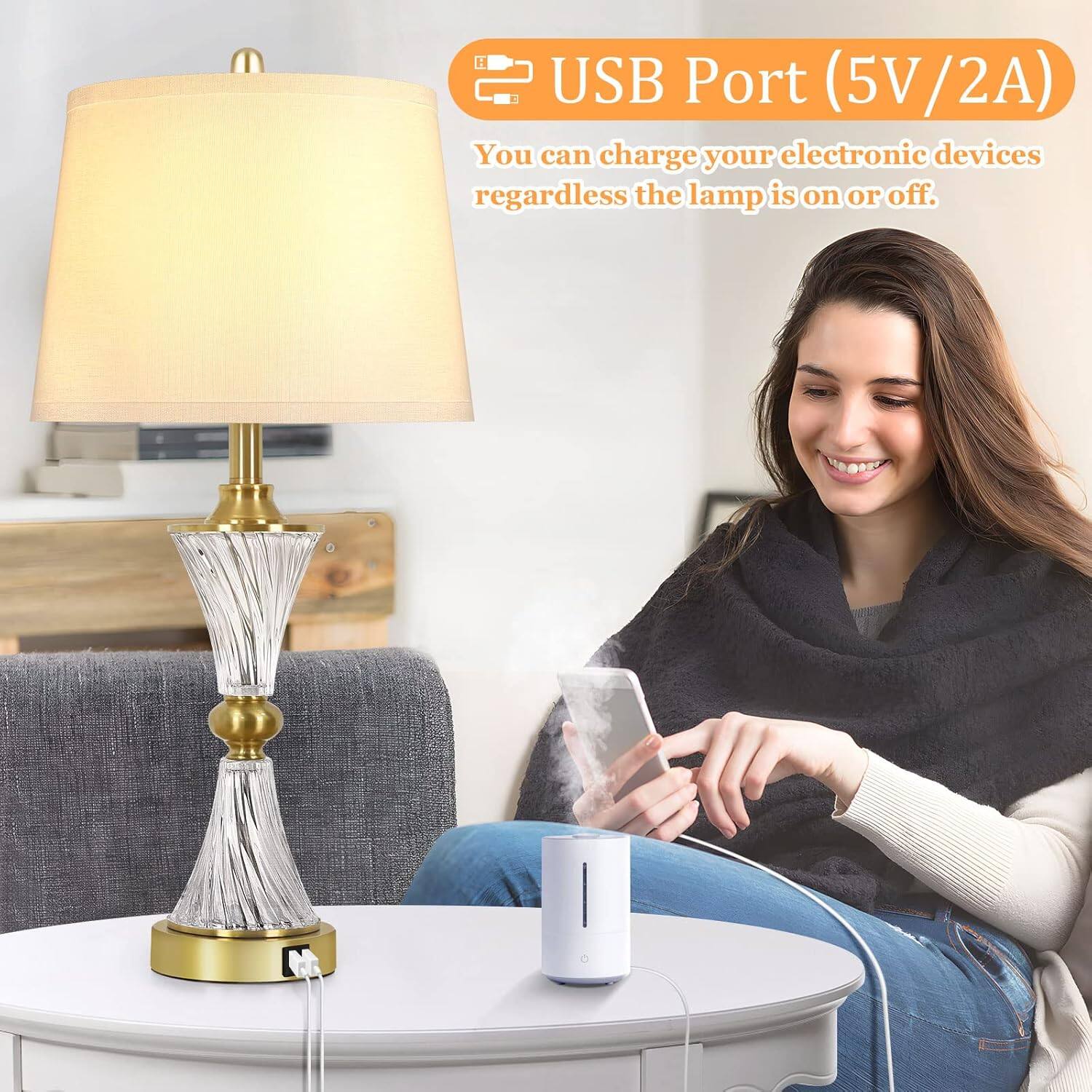 USB Port (5V/2A)  
You can charge your electronic devices regardless the lamp is on or off.