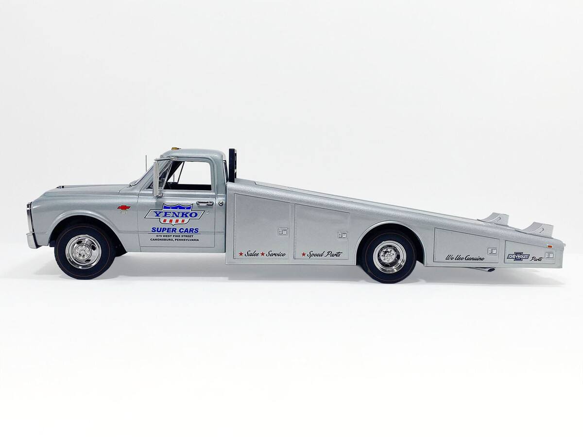 YENKO SUPER CARS  
1. EA. PIE IN...  
ANONSBURO PEANETLRANIA R  
2H * Sales * Service * Speed Parts  
We also Genuine  
VPOLET  
575 WEST PIKE STREET  
CANONSBURG, PENNSYLVANIA