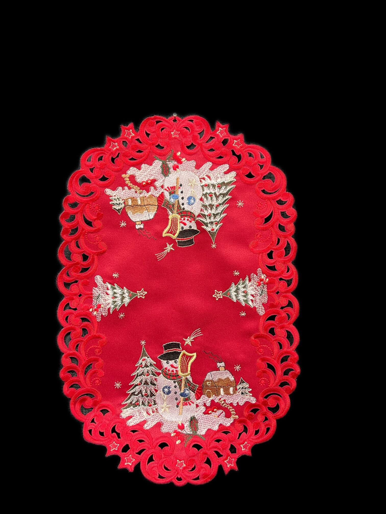 Front. Jiallo - Snow Man Embroidered Cutwork Placemat, 12 by 17 inch Table Linen - Red.