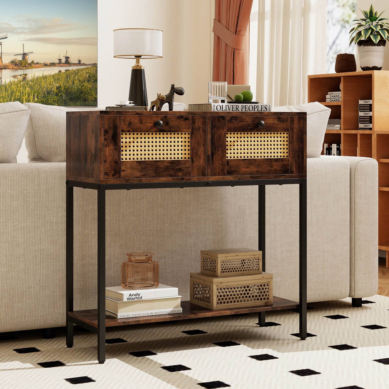 OLIVER PEOPLES  
CHANTAL CHANEL  
P an |  
GRIT Andy Warhol  
HEVES TUN OLELO 1a3 IH