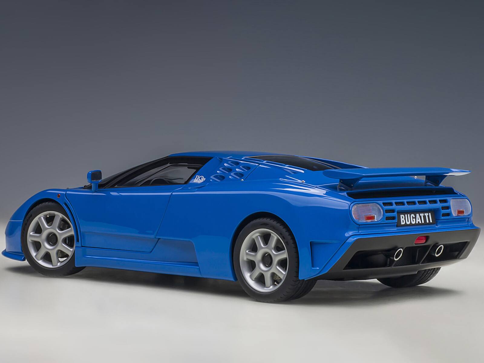 BUGATTI