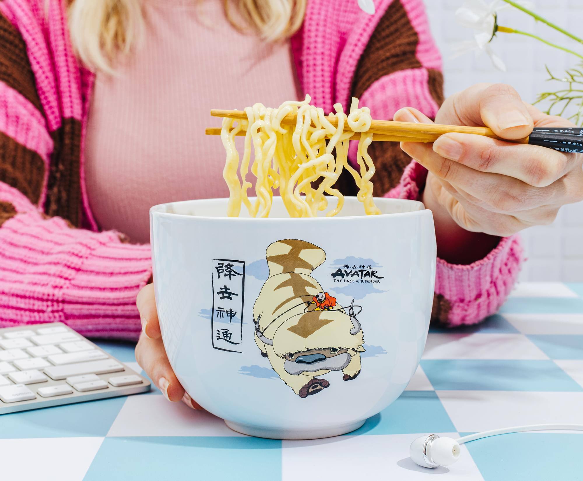 降世神通  
Avatar  
The Last Airbender