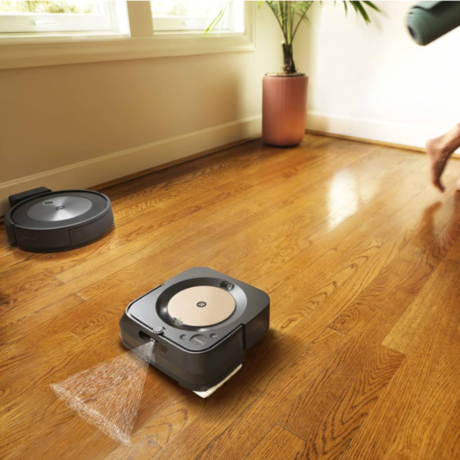 Alt View 6. iRobot - Braava Jet m6 WiFi Connected Robot Mop M601220.