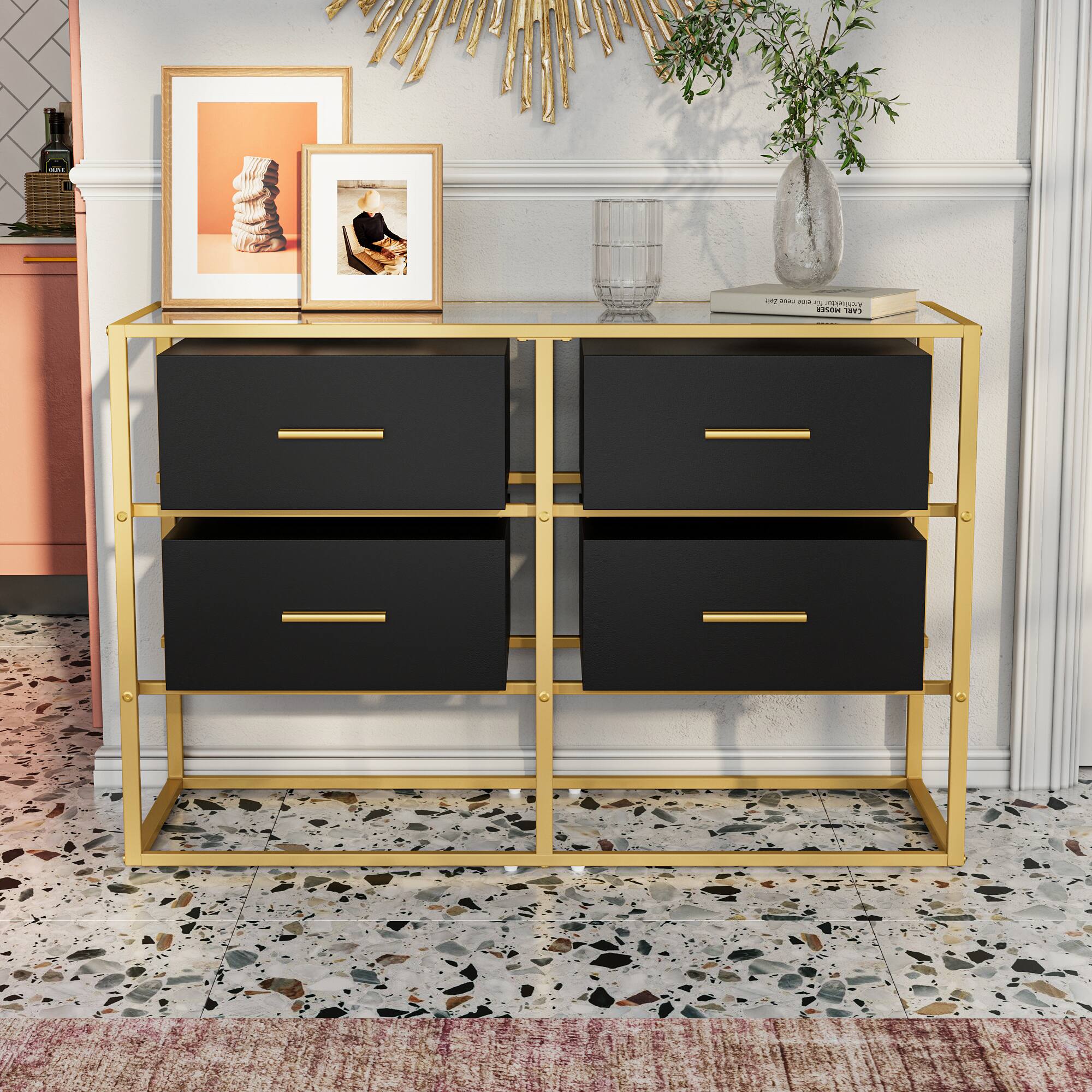 The text on the image is "CARLO MORGAN" and "EPSAN".