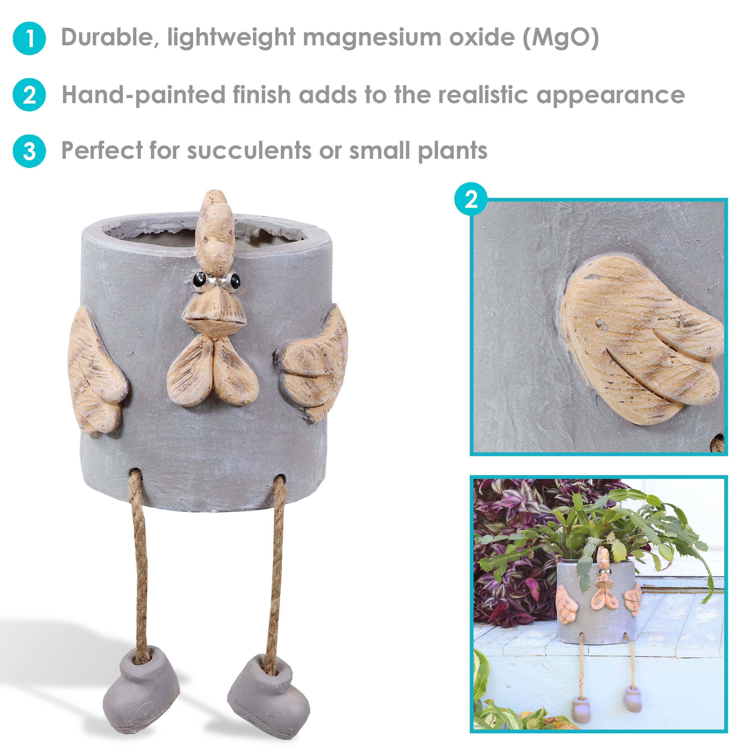 1. Durable, lightweight magnesium oxide (MgO)
2. Hand-painted finish adds to the realistic appearance
3. Perfect for succulents or small plants