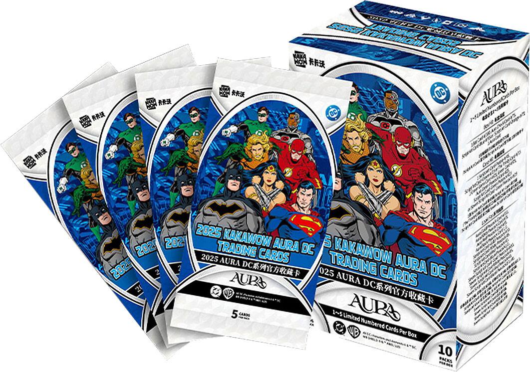 SYAC VTHY D BC S0S3 D AL T EALOA CARIS Hm ACTAL DG AXA RON DC AUR DC ~E C Reca 4e EAMONS JD LE 1 2025 KAKAWOW C 202 202 AURA DC 5 2025 TRADING CARDS KAKAWOW AURA TRADING AURA 2025 2 AURO DC 025 AURA CARDS DC 20 WB DC 5 CANOS 1~5 Limited AUPA Numbered Cards UB Per Box 10 PACKS

2025 KAKAWOW AURA DC TRADING CARDS  
2025 AURA DC 系列官方收藏卡  
AURA  
1~5 Limited Numbered Cards Per Box  
10 PACKS