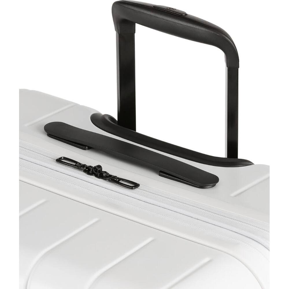 Alt View 4. SwissGear - Wanderlust Pro Lightweight Expandable Spinner 3-Piece Set (20/24/28) 80923100 - White.