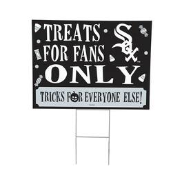 Evergreen Enterprises - Chicago White Sox 18" x 24" Halloween Treats Outdoor Yard Sign - Multicolor