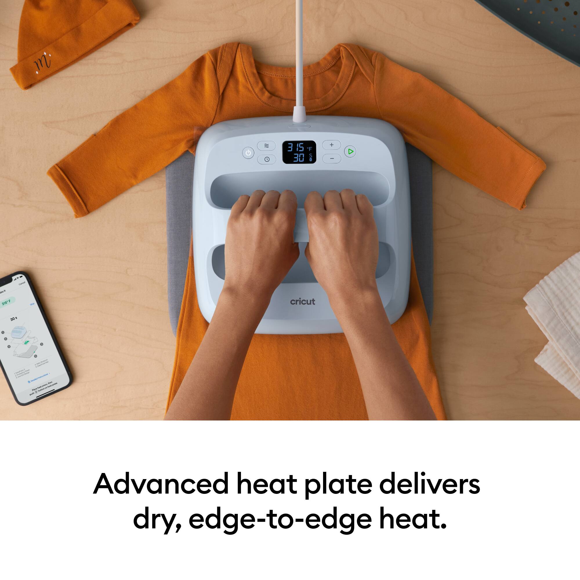 Advanced heat plate delivers dry, edge-to-edge heat.