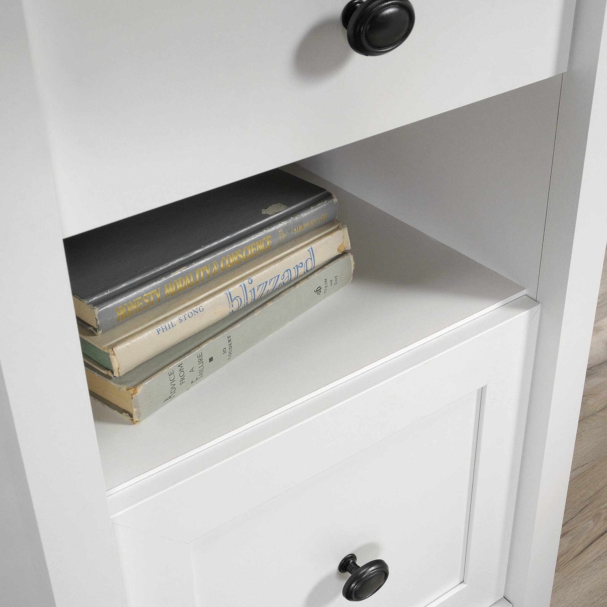 Sure, here is the corrected and grouped text from the image:

1. **NARELLE**
   - MODALITY & CONSCIENCE
   - A CONSCIENCE HONESTY MODALITY

2. **PHIL STONG**
   - BLIZZARD

3. **PHIL STONG**
   - MODALITY & CONSCIENCE

4. **PHIL STONG**
   - INDEX ROMAN

5. **PHIL STONG**
   - A NATIVE

6. **PHIL STONG**
   - SQUARE