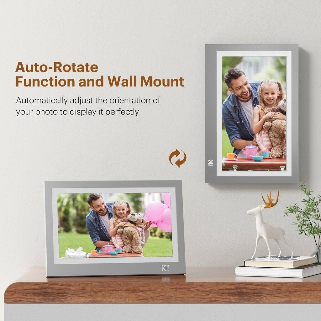 Auto-Rotate Function and Wall Mount

Automatically adjust the orientation of your photo to display it perfectly