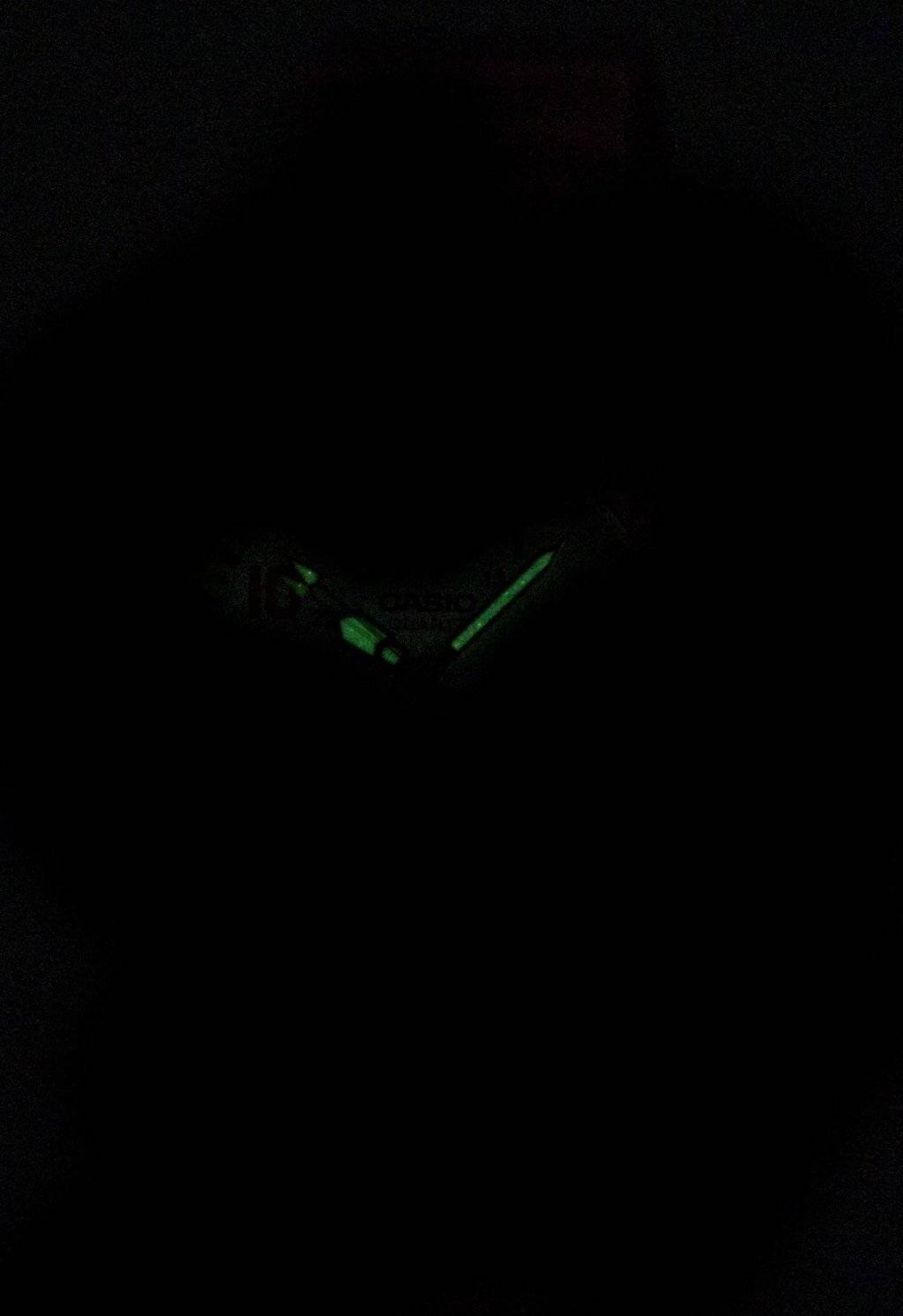 Angle. Casio - Analog Quartz LRW-200H-4B2VDF Resin Strap Pink Women's Watch 100M - Pink,White.