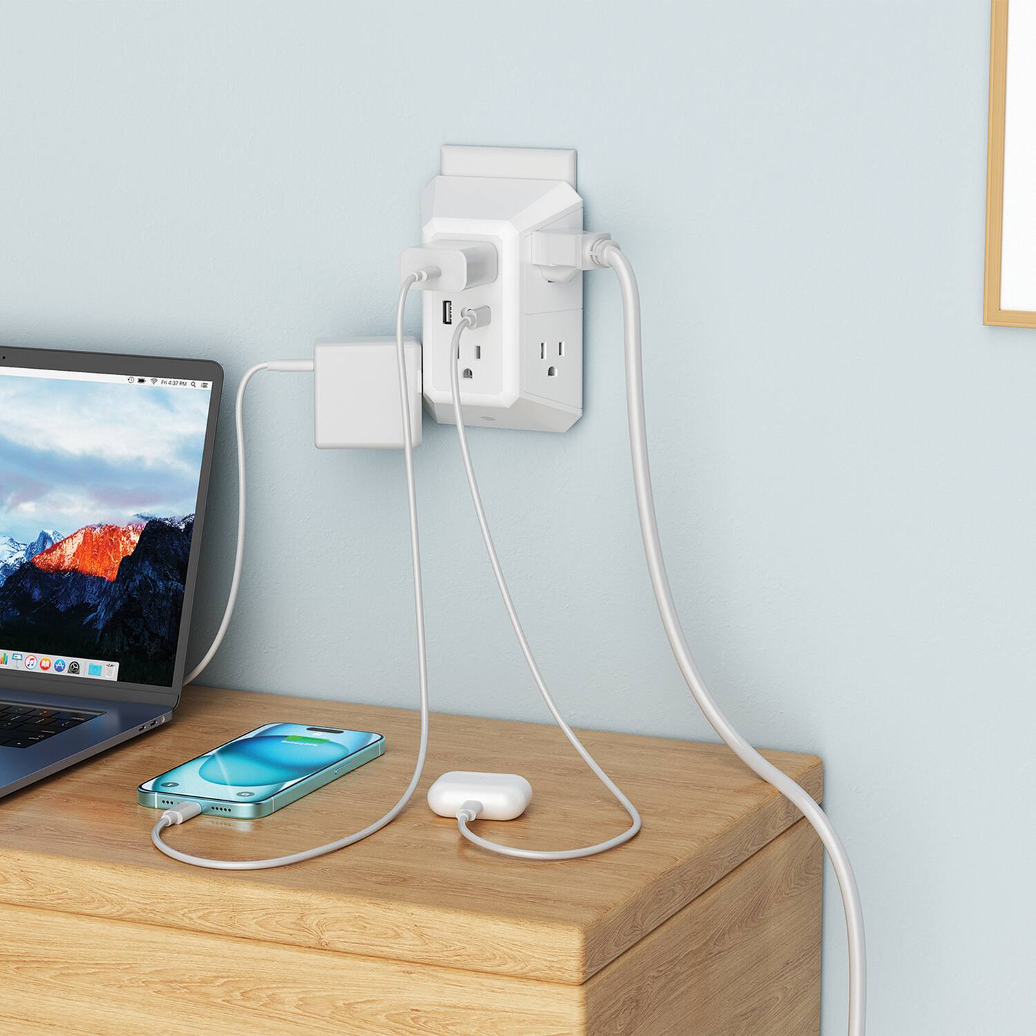 Angle. Ciao Tech - 6-Outlet 2-USB Port 540J Surge Protector Wall Tap, Adjustable LED Night-Light, CPAZY00-026 - White.
