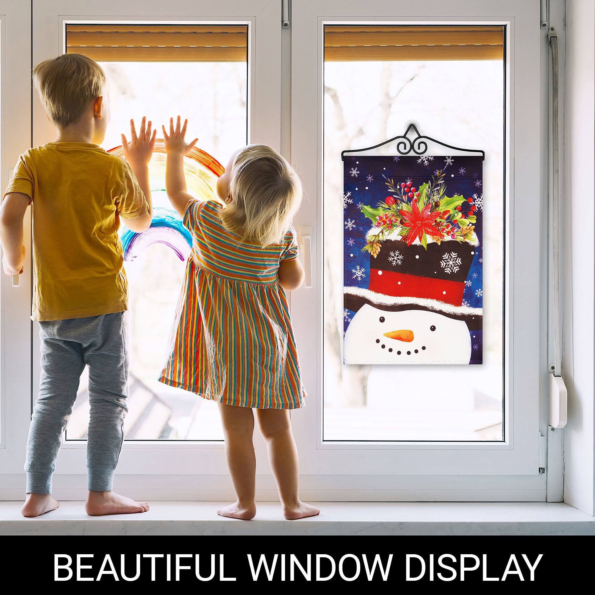 BEAUTIFUL WINDOW DISPLAY