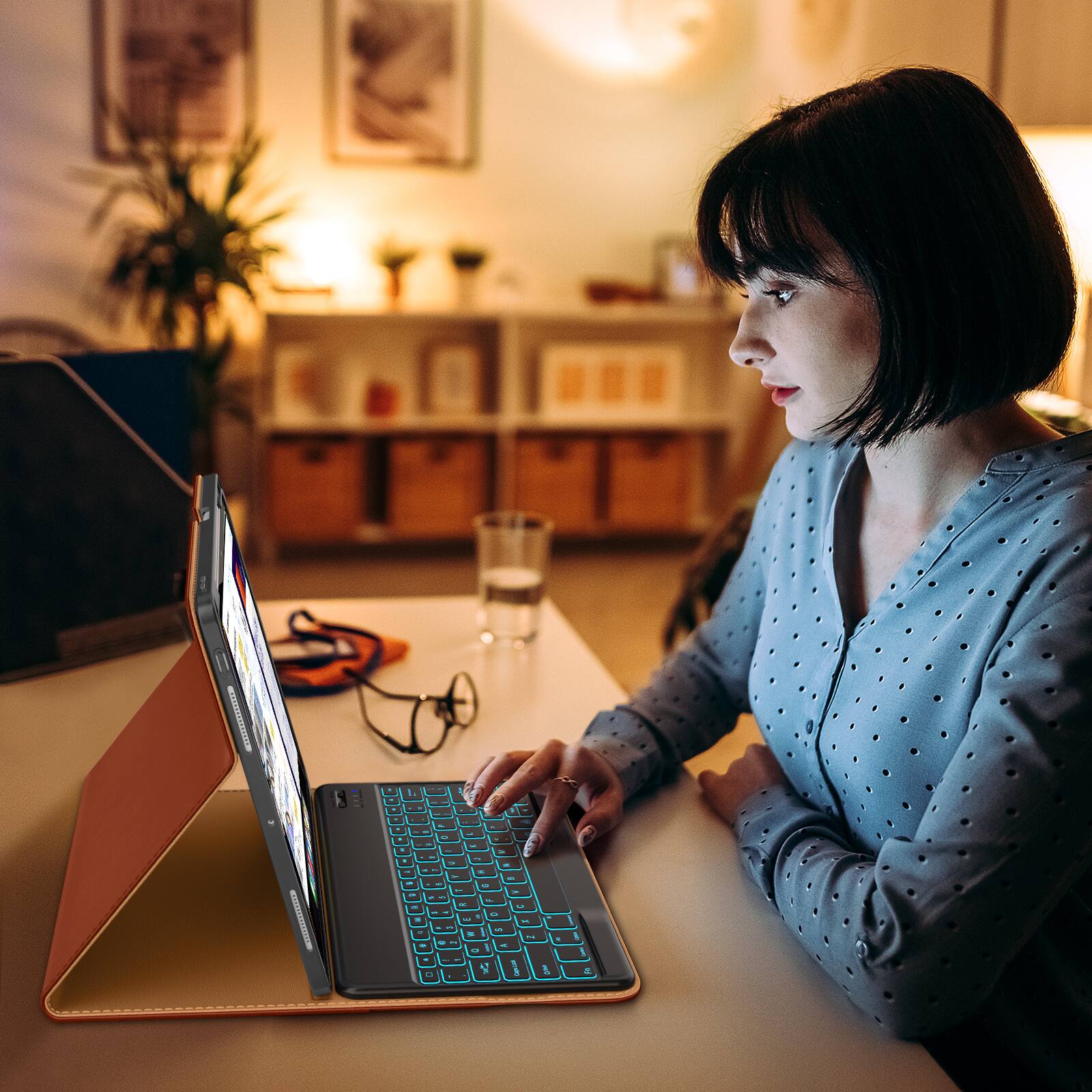 Alt View 3. DTTO - Case for iPad Pro 13 Inch M5/M4with Wireless Detachable Keyboard , Leather Folio Cover with Pencil Holder & Pocket - Brown.