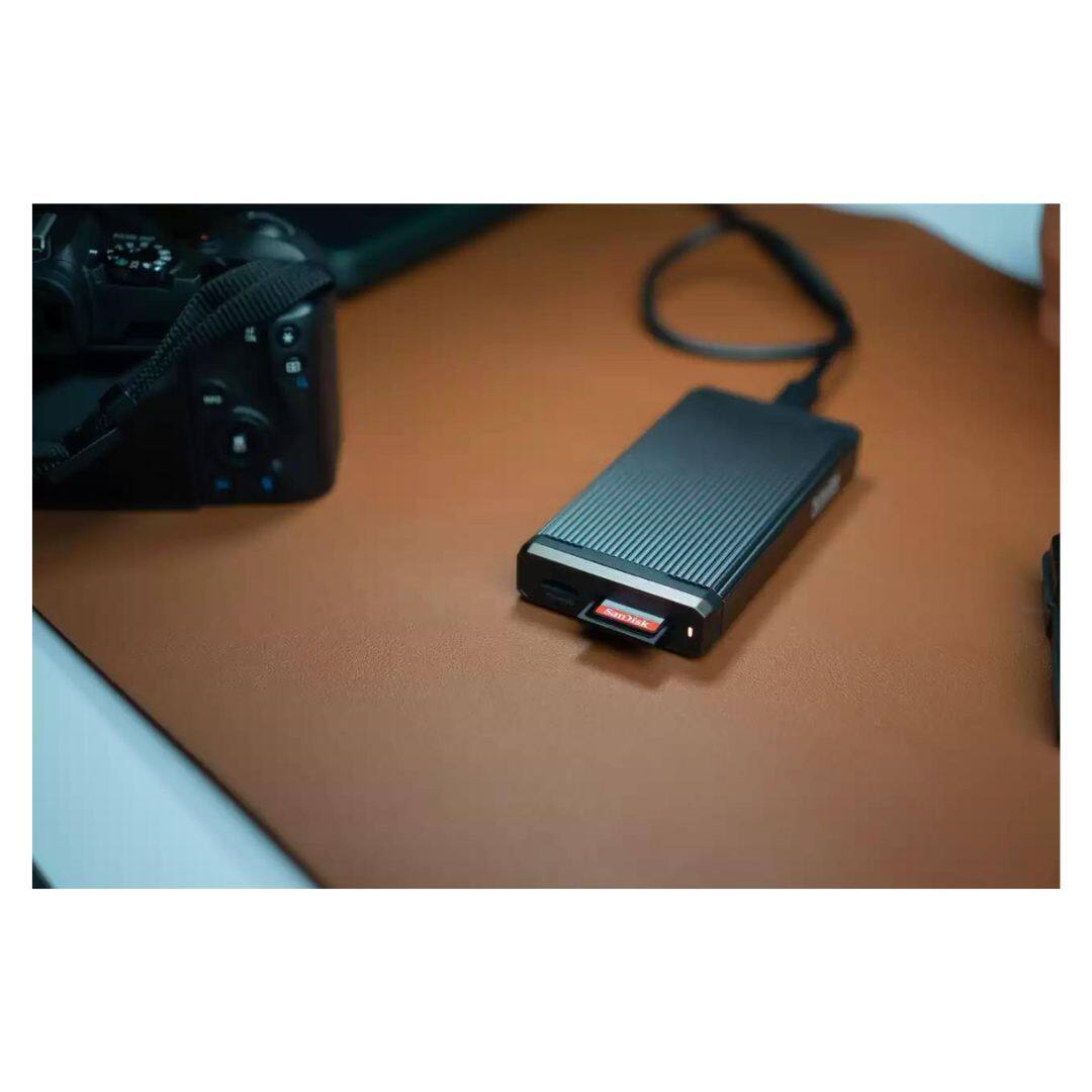 Angle. SanDisk - SanDisk 64GB Extreme UHS-I SDXC Memory Card.