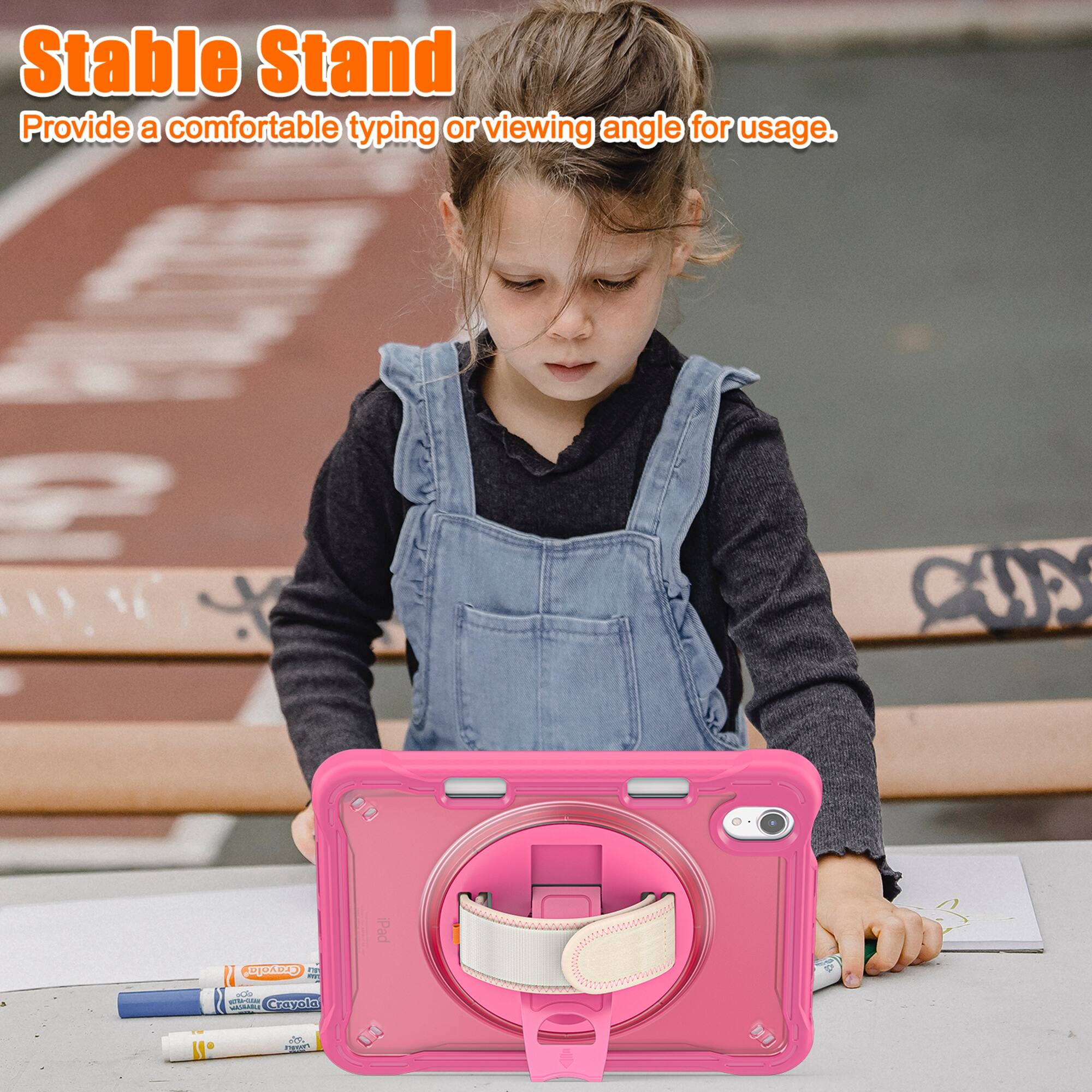 Stable Stand  
Provide a comfortable typing or viewing angle for usage.