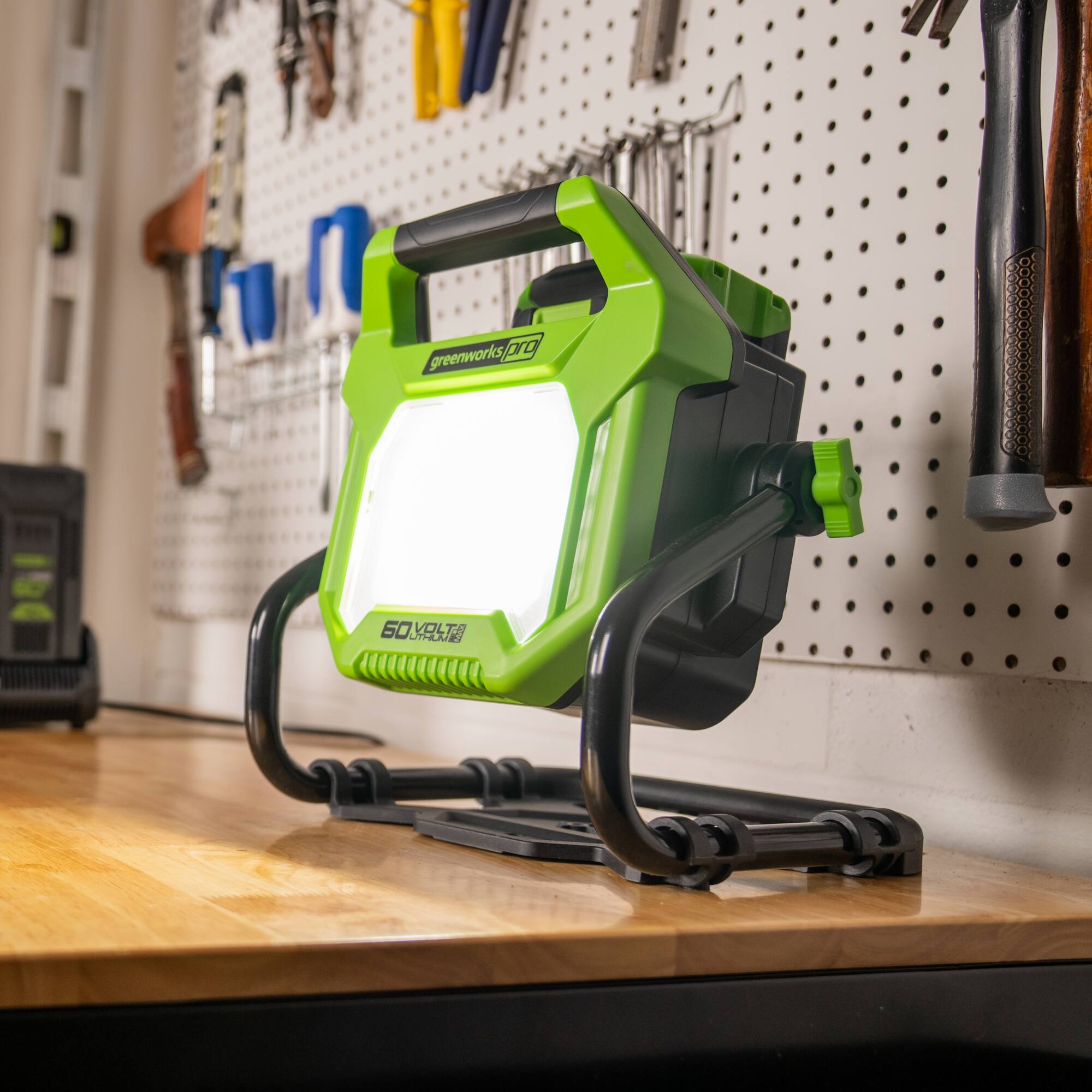 greenworks pro  
60VOLT