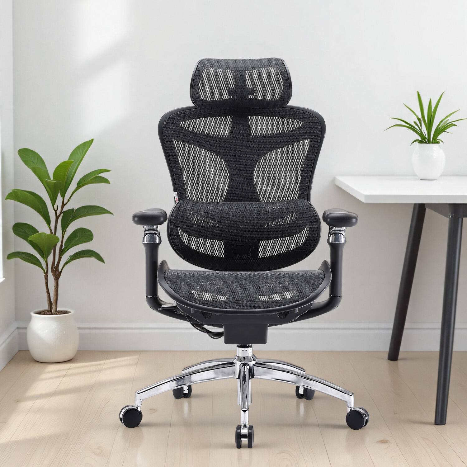 Angle. SIHOO - C300 Pro Ergonomic Office Chair with Soft 6D Armrests, Dynamic Lumbar Support, Adjustable Backrest - Black.