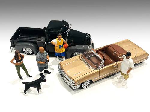 Angle. American Diorama - Lowriderz and a Dog 5 piece Figurine Set for 1/18 Scale Models by American Diorama - Multi.
