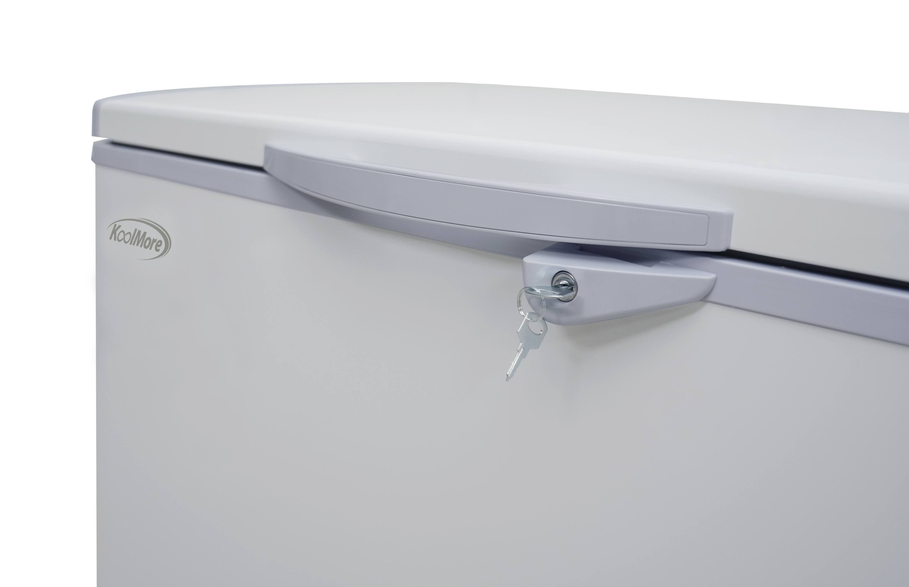 Alt View 9. Koolmore - 77 in. Commercial Chest Freezer 24 cu ft. SCF-24C - White.