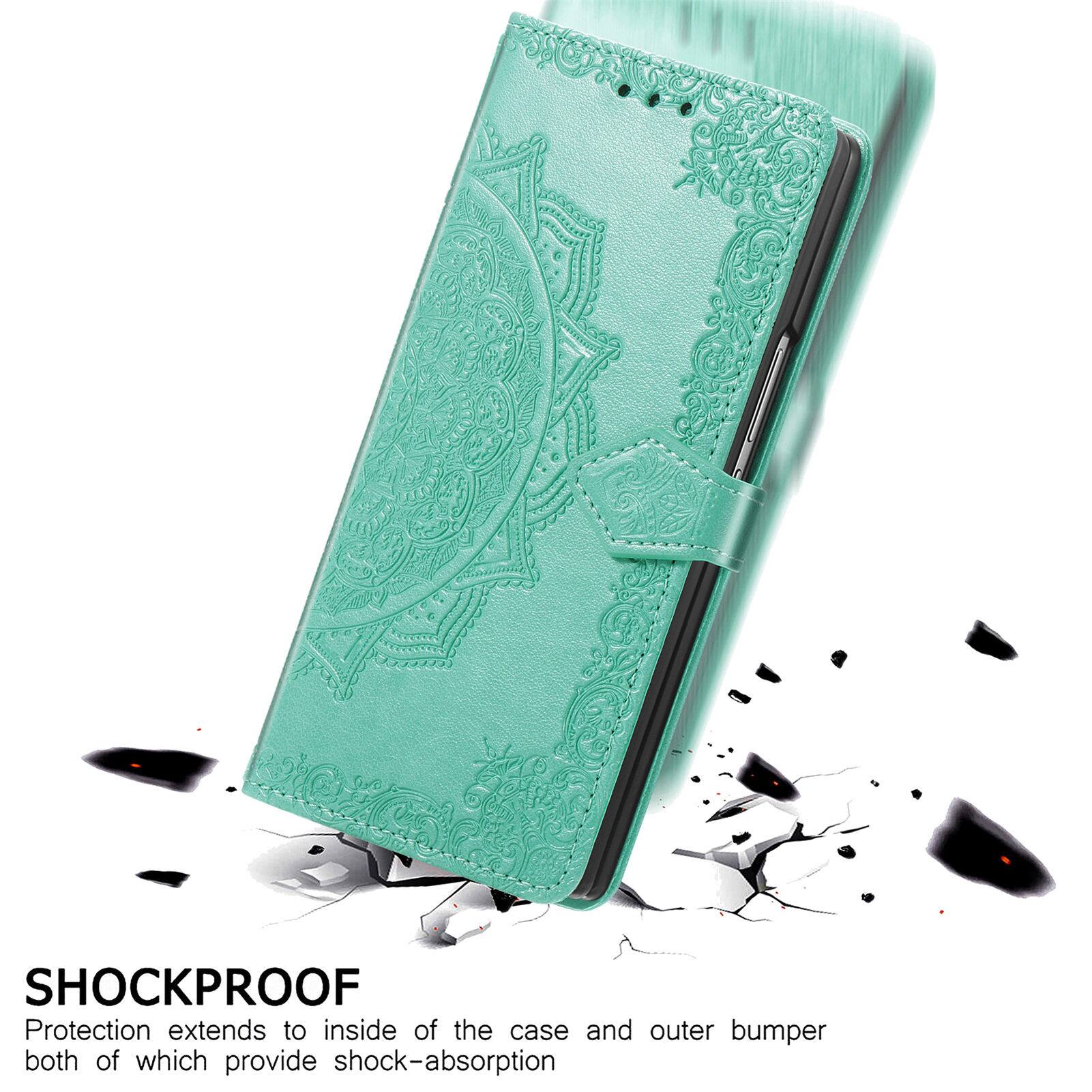 SHOCKPROOF  
Protection extends to inside of the case and outer bumper both of which provide shock-absorption