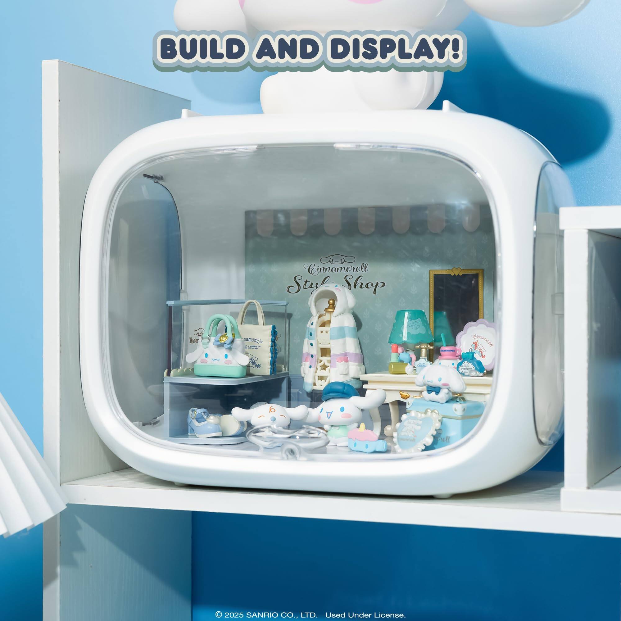 BUILD AND DISPLAY!  
Cinnamoroll Stroll Shop  
© 2025 SANRIO CO., LTD. Used Under License.