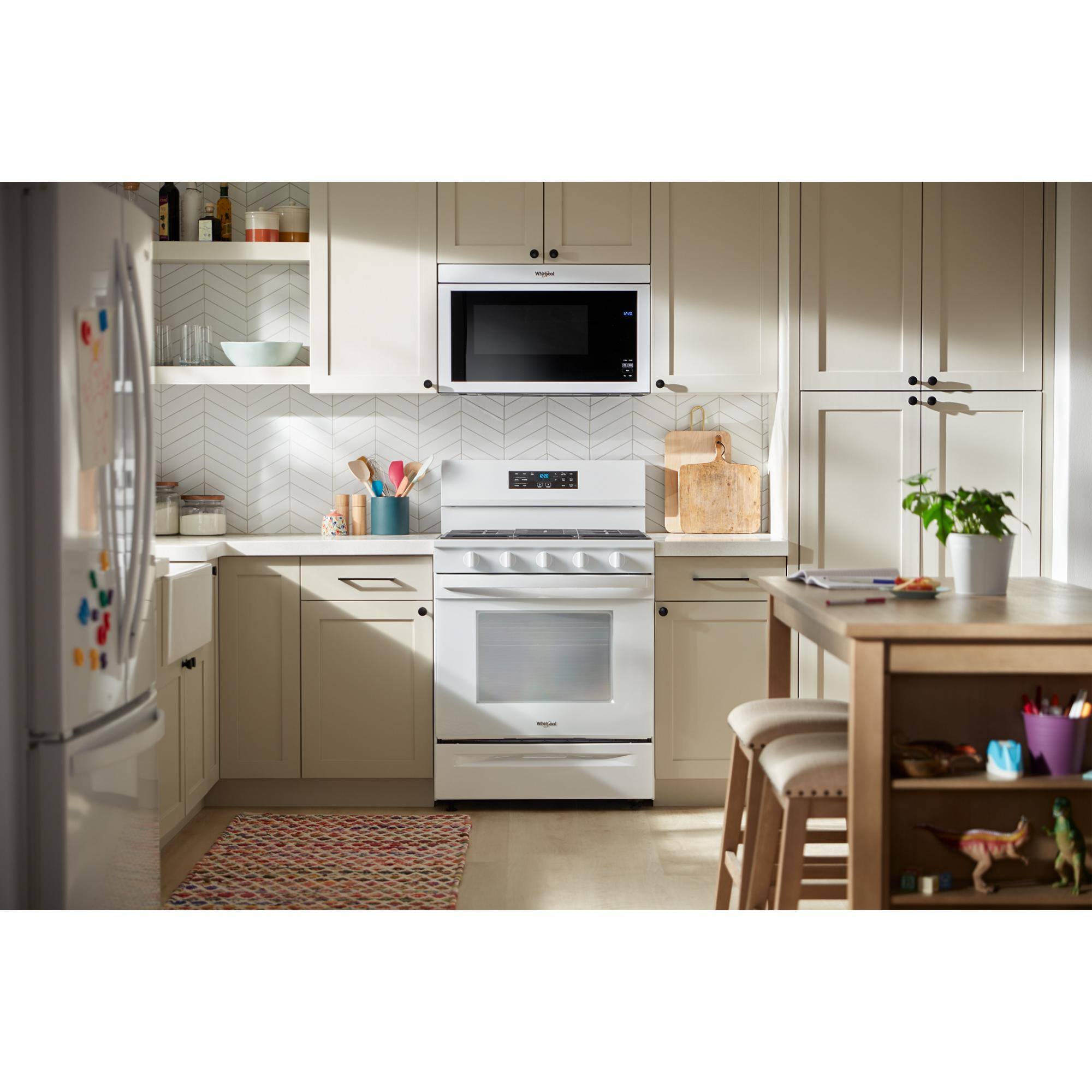 Alt View 22. Whirlpool - 5.0 Cu. Ft. Freestanding Single Gas Range with Air Fry and Air Baking - White.