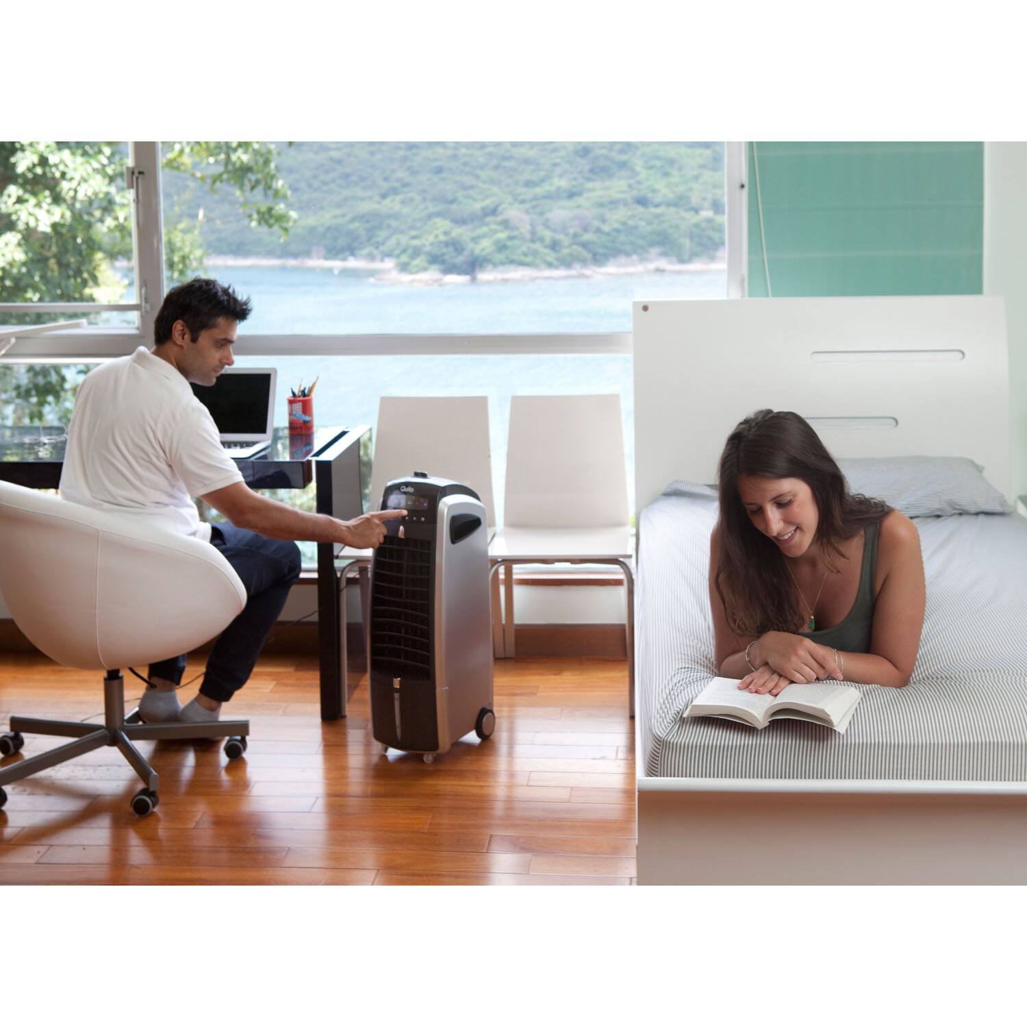 Alt View 18. Quilo - 211 CFM Indoor Portable Tower Fan with Evaporative Cooling - Black/Silver.