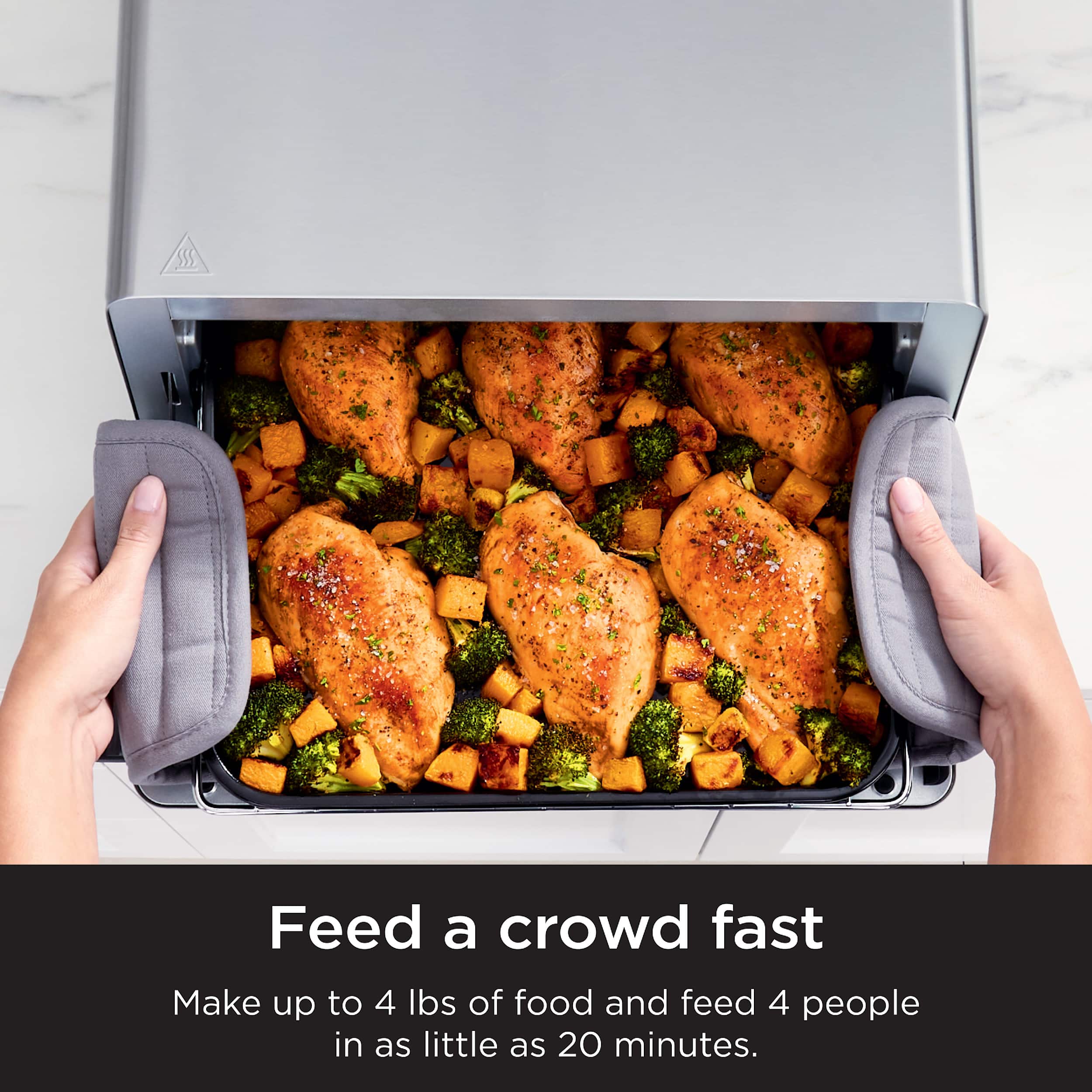 Feed a crowd fast: Make up to 4 lbs of food and feed 4 people in as little as 20 minutes.