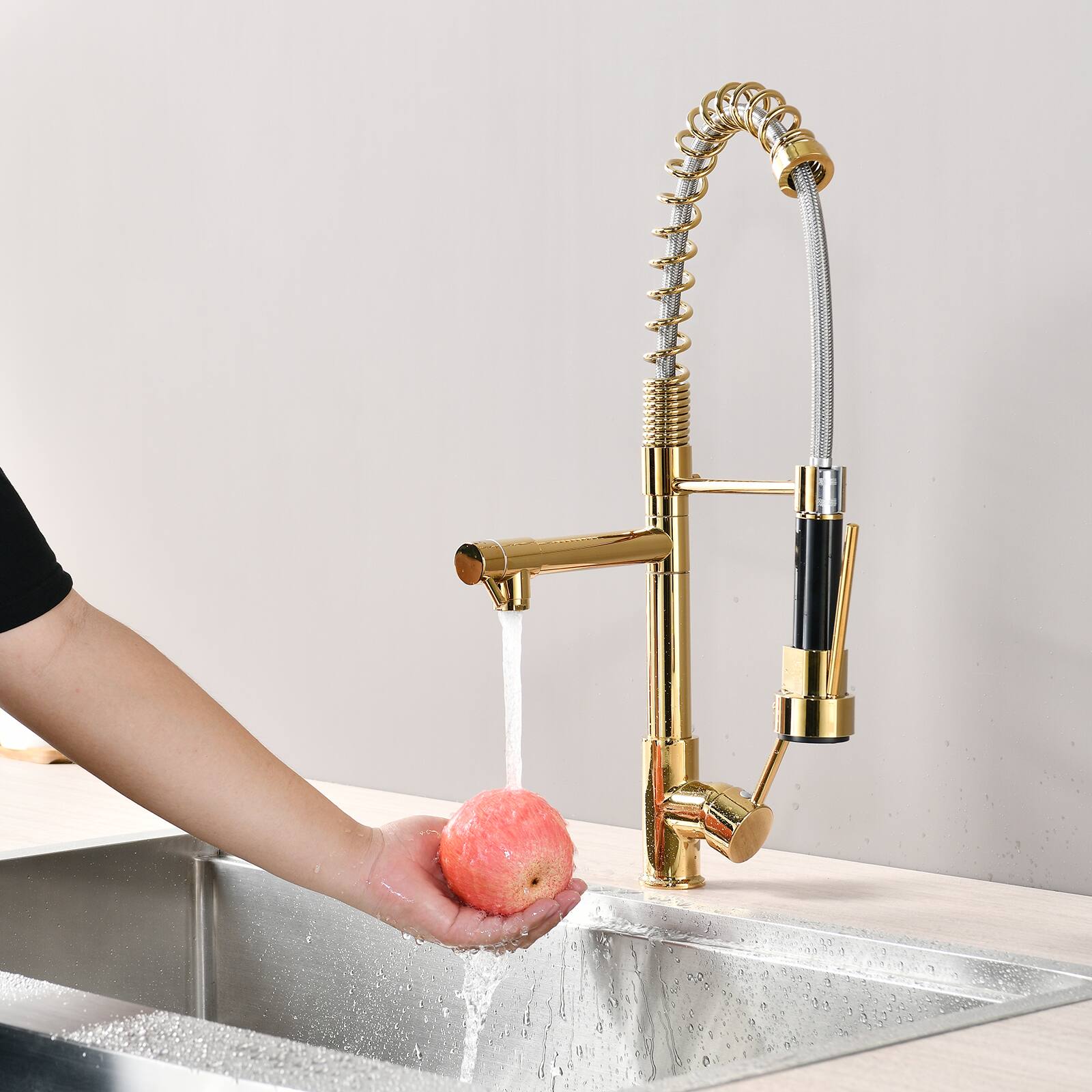Back. Siljoy - Commercial Pull Down Kitchen Sink Faucet Single Handle Modern Kitchen Faucets - Polished Golden.
