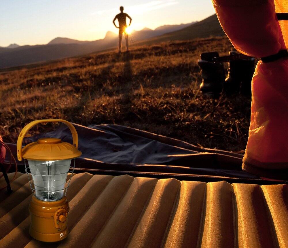 Alt View 3. Pyle - Pyle Multi-Function Hand Crank Lantern with AM/FM Radio – Powered by AA Batteries or Rechargeable Battery (Yellow).